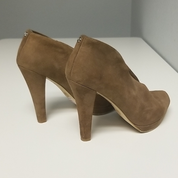 MICHAEL KORS suede booties - Picture 8 of 16